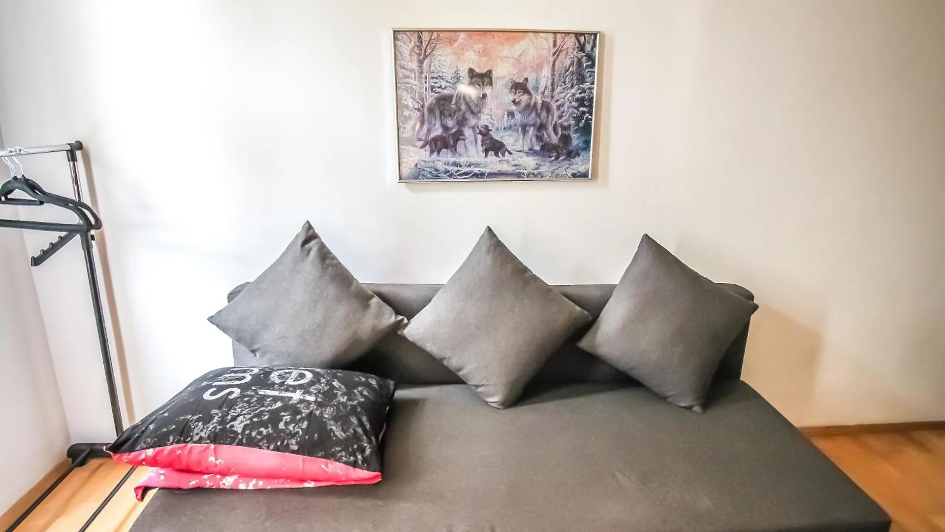 Cozy Room In Floridsdorf Area Pr6 Vienna Alloggio in famiglia